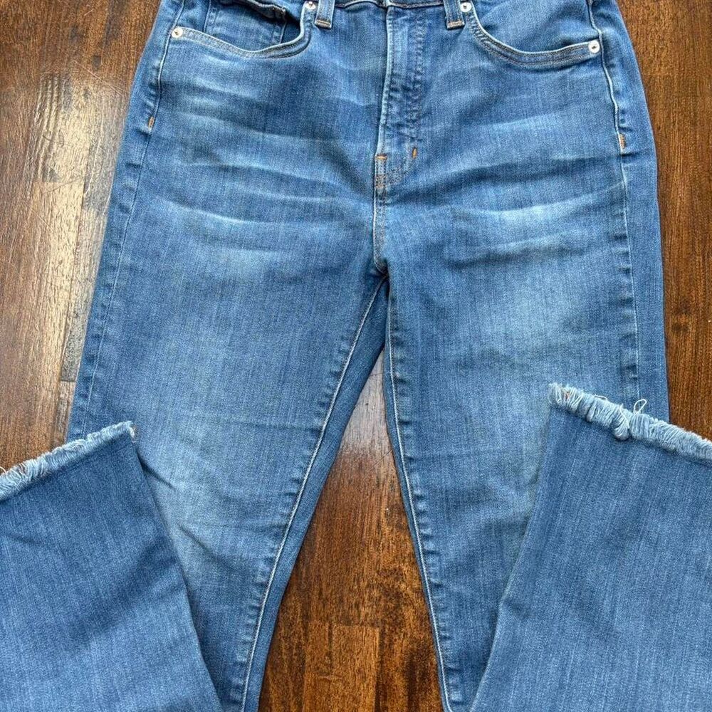 Veronica Beard Carly High-Rise Kick Flare Jeans Women's size 28 Frayed Hem